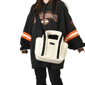 Hunter Wanderer Sherpa Mini Tote Bag White Faux Fur
